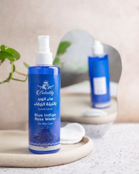 ماء الورد بالنيلة الزرقاء