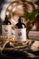 ⁦سائل صابون اليدين برائحة اللافندر⁩ - الصورة ⁦2⁩